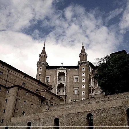 Piero Della Francesca Hotel 3*