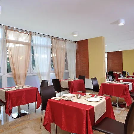 Piero Della Francesca Otel