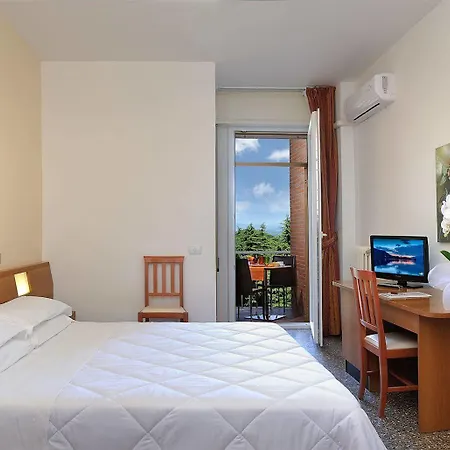 Hotel Piero Della Francesca